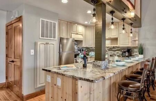 South Lake Tahoe House | 3Bd/3Ba Tahoe Resort: Ski, Beach Access, & Pool!
