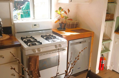 Los Gatos Cabin | 3BR Cabin available in Lupin Lodge, Los Gatos naturist resort.