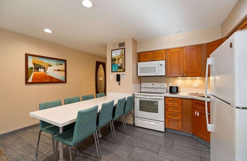 Uptown Design District Apartment | 3BR Desert Escape Near Coachella, Resort Amenities