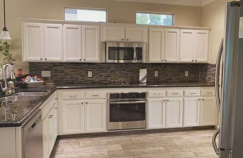 Raisin House | 3BR Family Home with Pool & Hot Tub