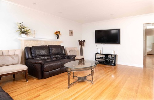 West Menlo Park House | 3BR Near Stanford, Bonus Room, No Check-Out Chores