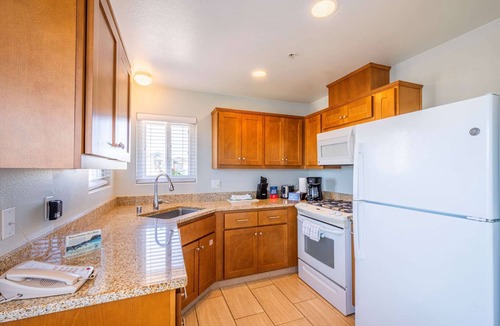 Marina Condo | 3X 2BR Condos w/Pool, Beach Access & Bonfires