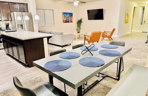 Fernley House | 4-Bedroom/2-Bath/Pet OK/Sleeps13