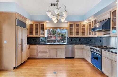 Canyon Lake House | 4-bedroom house in lovely Canyon Lake with boat dock
