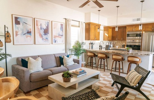 West Newport House | 4 Br, Roof Deck, Hot Tub, Steps to Beach & Dining