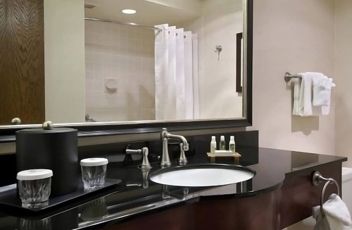 Elko Hotel | 4 Convenient Units! Pool, Parking, Pets Allowed, Near Ruby View Golf Course!