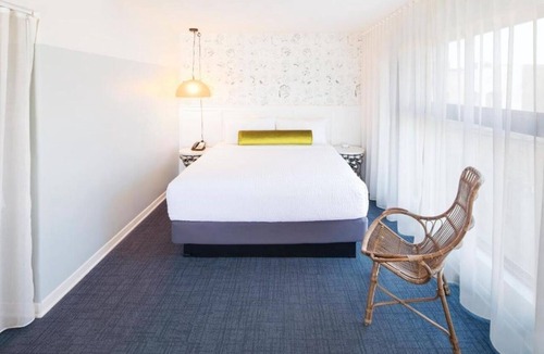 Venice Hotel | 4 Scenic Room with Balcony | Steps to Venice Fun | Rooftop | Free Breakfast