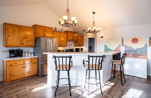 Ranchita House | 40 Secluded Country Acres! Hot Tub Home with Amazing Views, Garage & EV Charger