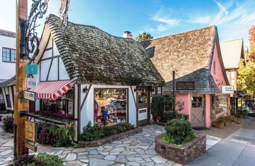 Carmel Point House | 4078 Betsy’s Bon Temps Beach Chalet, Walk to Beach