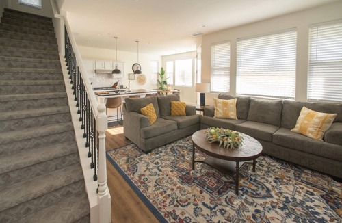 Raisin House | 45 Miles to the gates of Yosemite 3 bedroom home located @ Riverstone Community.