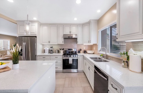 El Monte House | 4B4BCharming Designer House 24HSelf CheckIn Free P