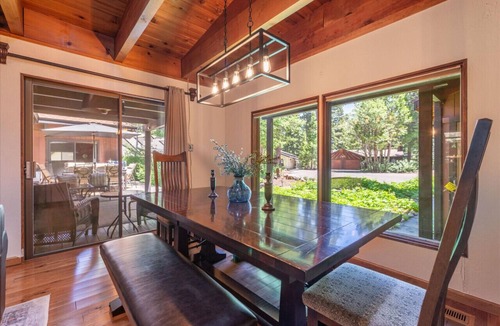 Tahoe Sierra Estates House | 4BDR/4BA Home for 10+ Private Beach A+ Location