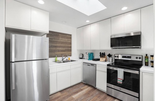 Sharp Park Apartment | 4Beds Private Unit Near BeachWalk Golf