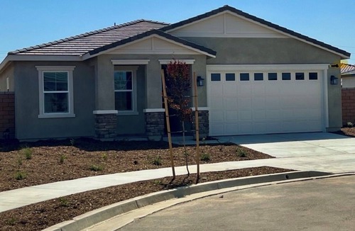 Winchester House | 4BR 2BA Single Story Newer Cozy Home Retreat in Winchester, CA