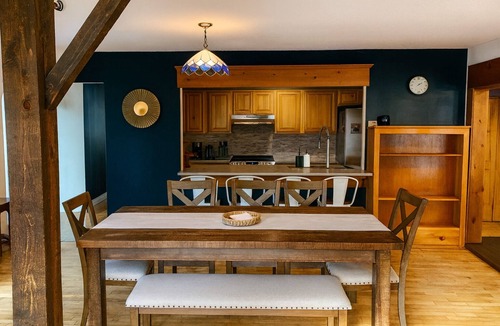 Lyndon House | 4BR Basecamp + Backyard Pump Track