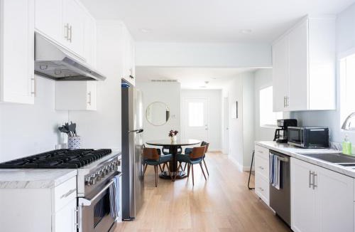 Fullerton House | 4BR Disney Retreat Private Yard Kings Beds Pets OK