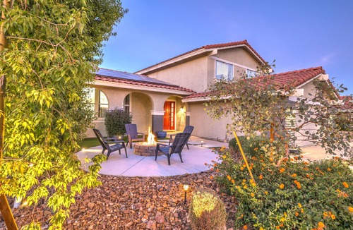 Paradise House | 4BR House Near Strip/Airport w/Pool That's a Vegas Dream House