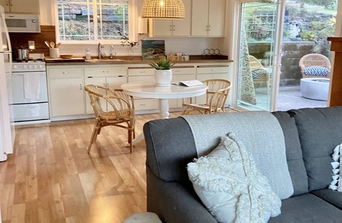 Lagunitas-Forest Knolls Apartment | 🌿5.0 Rating🌿 Sunny, spacious cozy retreat + firepit. World-class trails!