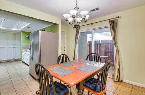 Fresno Cottage | 5 Mi to Fresno State: Family Gem w/Backyard Oasis