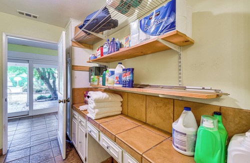 Fresno Cottage | 5 Mi to Fresno State: Family Gem w/Backyard Oasis