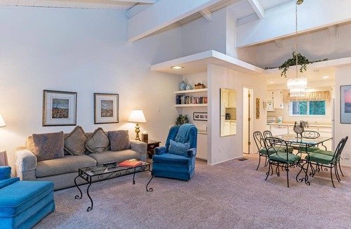 Incline Village Condo | 51 Mountain Shadows - 2 bedroom condo with pool