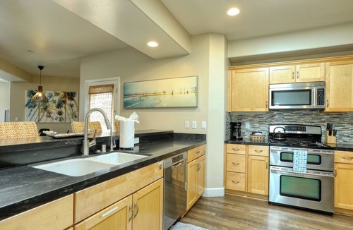 Avila Beach Condo | 55 San Miguel: 3 BR, 2.5 BA Condominium in Avila Beach, Sleeps 8