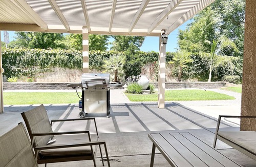 Visalia House | 5BR Home-CoolGel Memory Foam Mattress-Near Sequoia