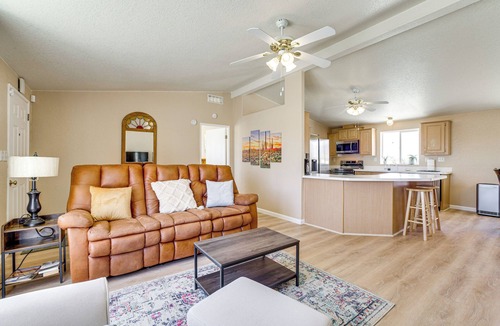 Pahrump House | 6 Mi to Downtown Pahrump: Scenic Desert Retreat