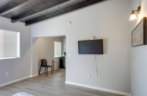 Frazier Park Apartment | 6 Mi to Frazier Mountain: Cozy Studio Retreat
