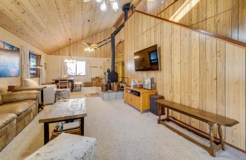 Pla-Vada Woodlands House | 6 Mi to Sugar Bowl Resort: Soda Springs Cabin!