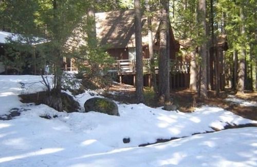 Groveland House | 6 Miles to Yosemite Entrance 14 Acre Private & Gated Retreat Wildlife Sanctuary