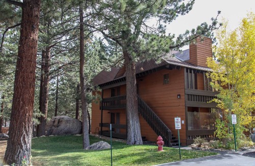 Mammoth Lakes Condo | 65 m² Condo ∙ 1 bedroom ∙ 4 guests