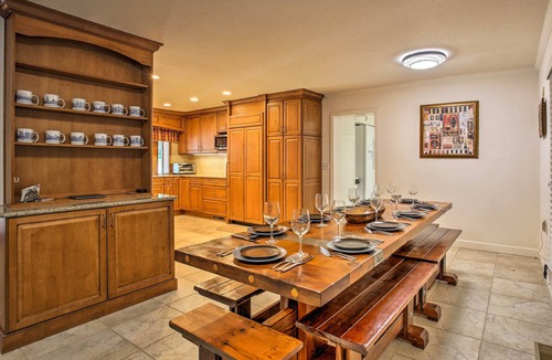 Coarsegold House | 7 Mi to Bass Lake! Spacious 'Mudge Ranch Retreat'