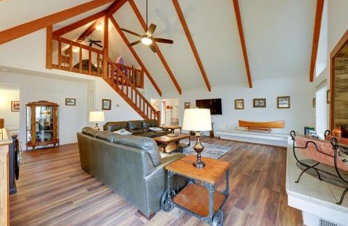 Coarsegold House | 7 Mi to Bass Lake! Spacious 'Mudge Ranch Retreat'