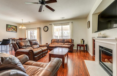 Roseville House | 7 Mi to Dtwn: Home w/Fenced Yard in Roseville!