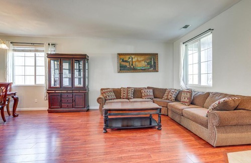 Roseville House | 7 Mi to Dtwn: Home w/Fenced Yard in Roseville!