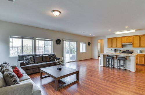 Merced House | 7 Mi to Lake Yosemite: Family Home w/Fenced Yard