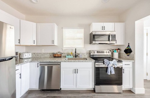 Midtown House | #717 Charming 4-Bed Midtown Reno Retreat