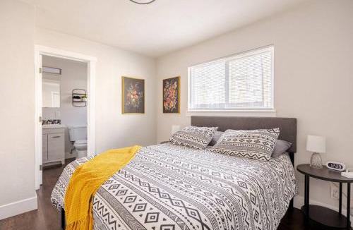 Midtown Apartment | 719 Mid-Town Retreat