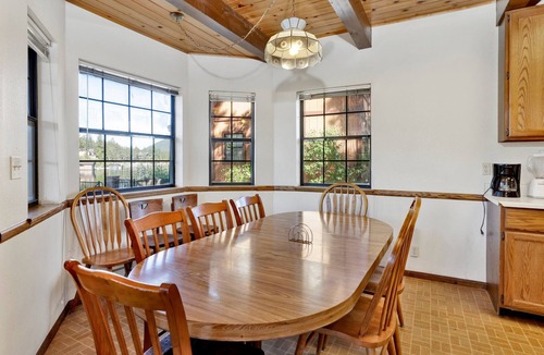 Big Bear Lake Cabin | 7BR/6.5BA Lakefront Estate: Private Boat Dock, Wood Fireplace & Village Access