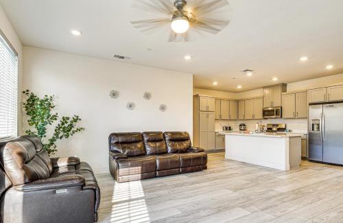 Tracy House | 8 Mi to Lincoln Park: Family-Friendly Tracy Home
