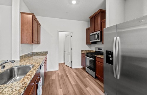 Victor House | A beautiful home located close to the Lodi Wineries.