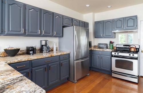 Sausalito Apartment | A Bird’s Eye View – A Blink to the City - A Break in Marin *30 Day Minimum*