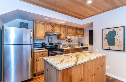 Incline Village Condo | A Cozy Family Get Away