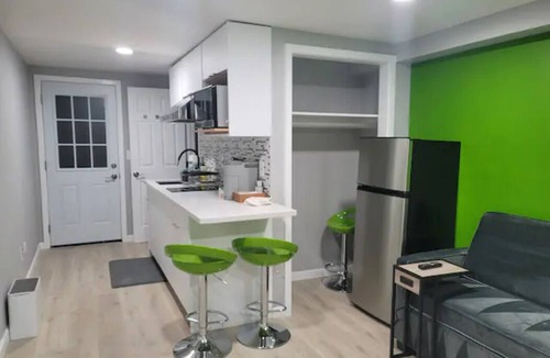 Cherryland Apartment | A Lovely Modern Retreat for Your Perfect Stay