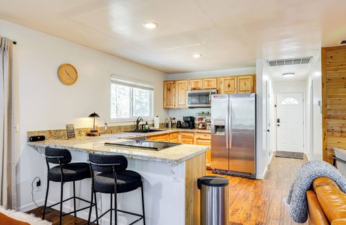 Groveland Cottage | Access to Pine Mountain Lake: Family Cabin w/Deck