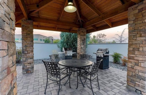 Reno/Tahoe Airport Condo | Accessible 1BR Suite w/Free Breakfast & Pool Reno