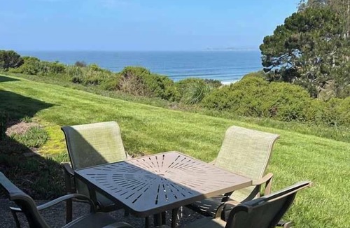 Rio del Mar Villa | Accessible North Bluff Open Floorplan-Ocean View