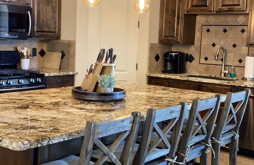 Lake Havasu City House | Acoma abode; secluded spa like oasis by the new Riviera