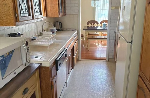 East San Gabriel House | Adorable 3-bedroom house with AC in soothing San Gabriel
